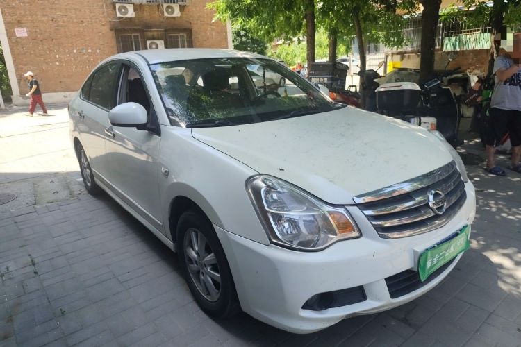 Used Nissan Sylphy 2012 Classic 1.6XE Automatic Comfort Edition Front Right 45 Deg