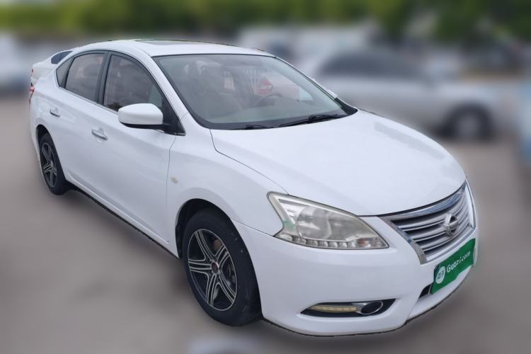Used Nissan Sylphy 2012 1.6 XL CVT Luxury Edition Front Right 45 Deg