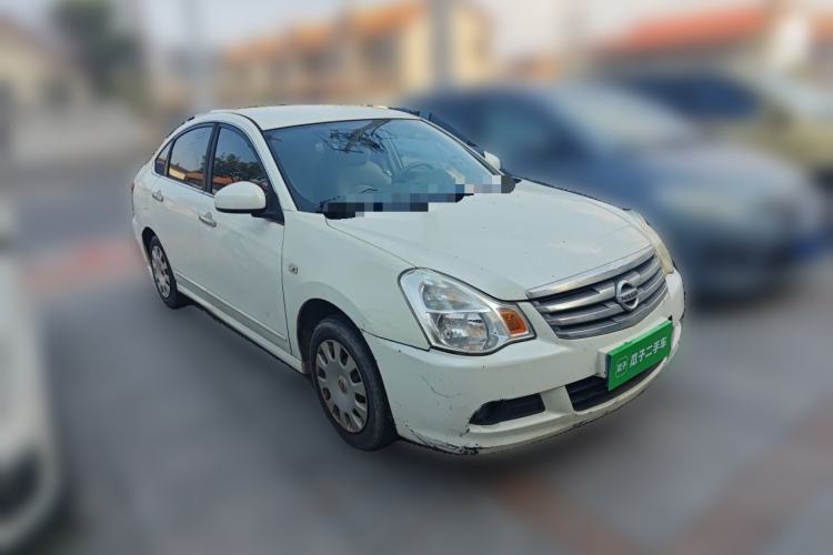 Used Nissan Sylphy 2012 Classic 1.6XE Manual Comfort Edition Front Right 45 Deg