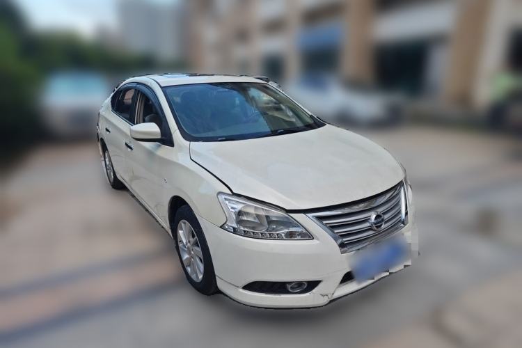 Used Nissan Sylphy 2012 1.6 XL CVT Luxury Edition Front Right 45 Deg