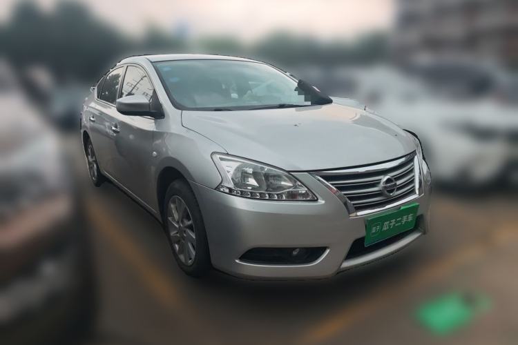 Used Nissan Sylphy 2012 1.6 XL Manual Luxury Edition Front Right 45 Deg