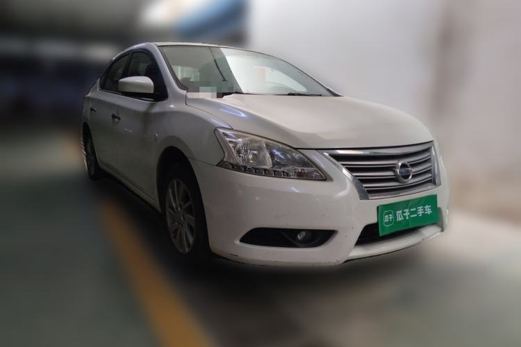 Used Nissan Sylphy 2012 1.6 XL Manual Luxury Edition Front Right 45 Deg