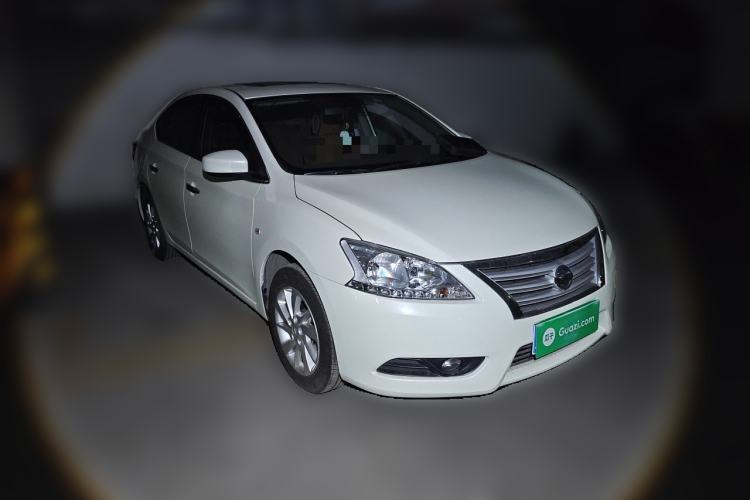 Used Nissan Sylphy 2012 1.6 XL CVT Luxury Edition Front Right 45 Deg