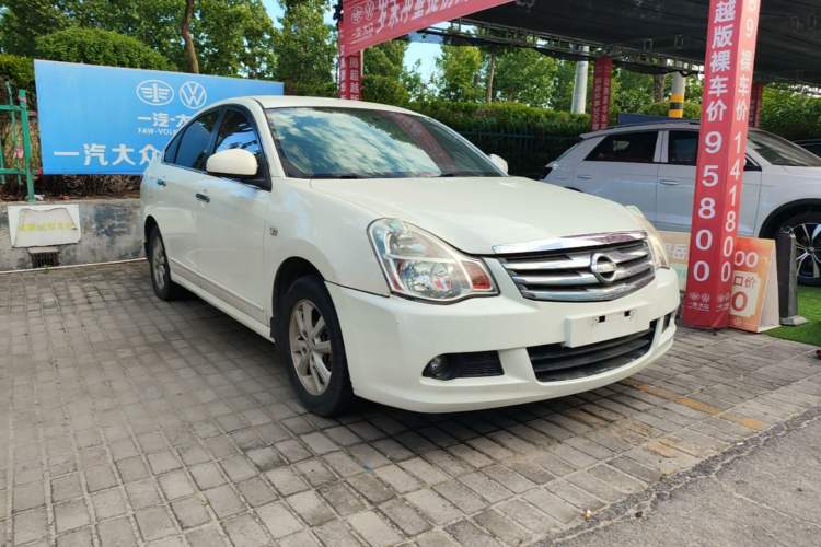 Used Nissan Sylphy 2012 Classic 1.6XE Manual Comfort Edition Front Right 45 Deg