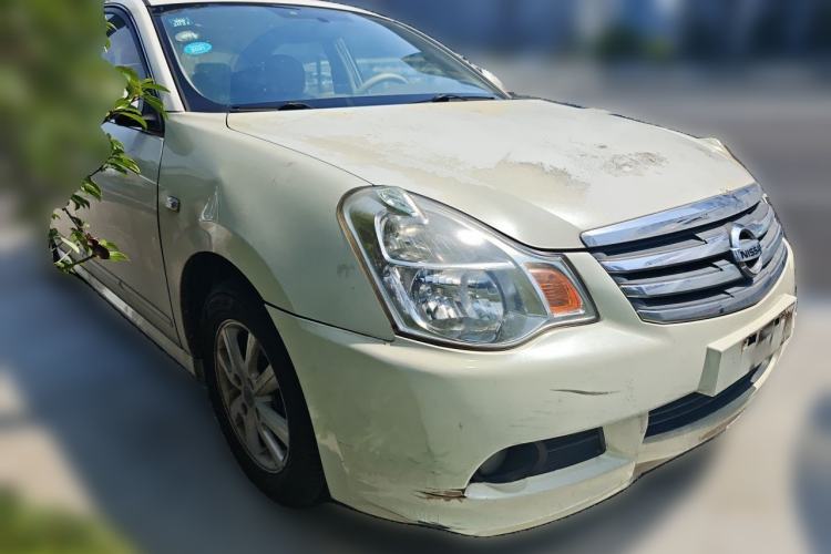 Used Nissan Sylphy 2012 Classic 1.6XE Automatic Comfort Edition Front Right 45 Deg