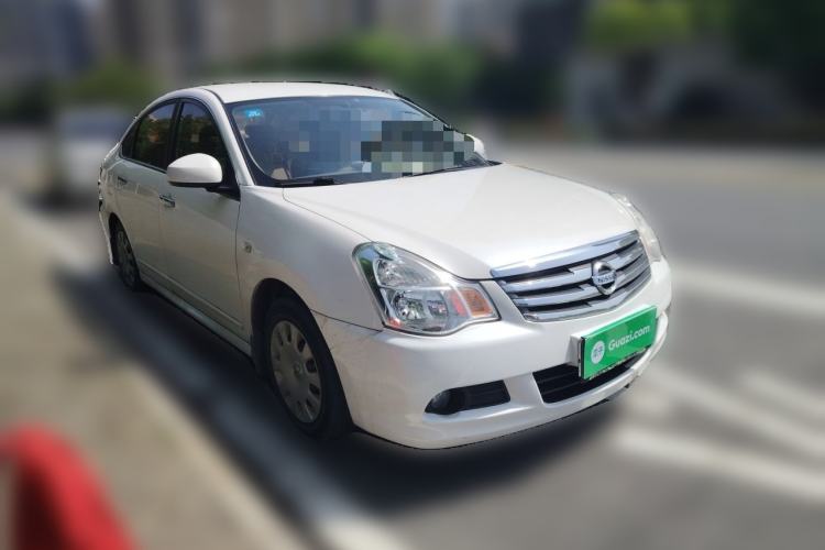 Used Nissan Sylphy 2012 Classic 1.6XE Automatic Comfort Edition Front Right 45 Deg