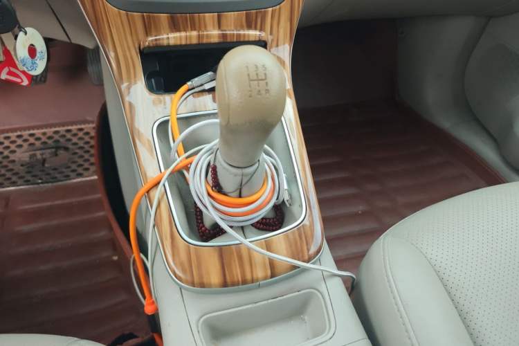 Used Nissan Sylphy 2012 1.6 XL Manual Luxury Edition Gear Lever