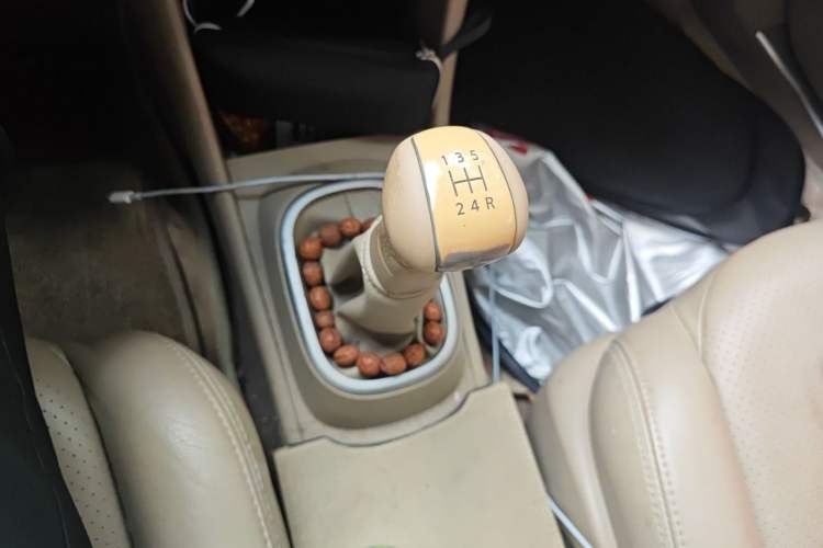 Used Nissan Sylphy 2012 Classic 1.6XL Manual Luxury Edition Gear Lever