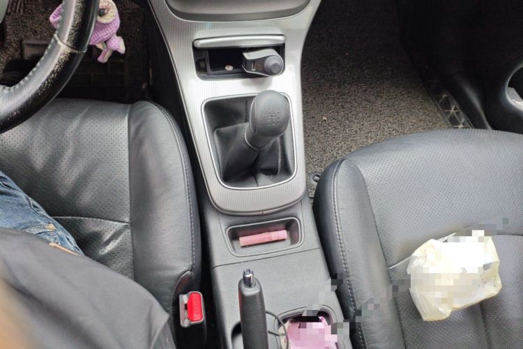 Used Nissan Sylphy 2012 1.6 XL Manual Luxury Edition Gear Lever