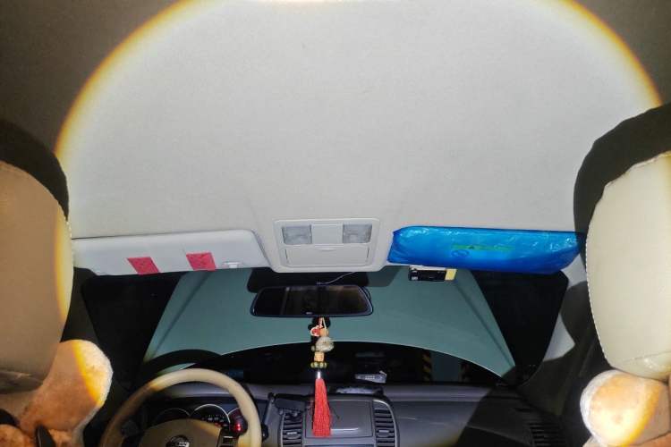 Used Nissan Sylphy 2012 Classic 1.6XE Automatic Comfort Edition Headliner