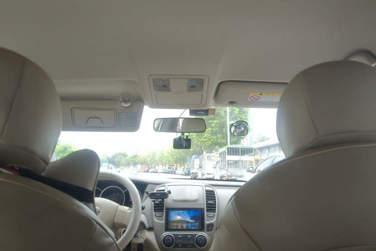 Used Nissan Sylphy 2012 Classic 1.6XE Automatic Comfort Edition Headliner