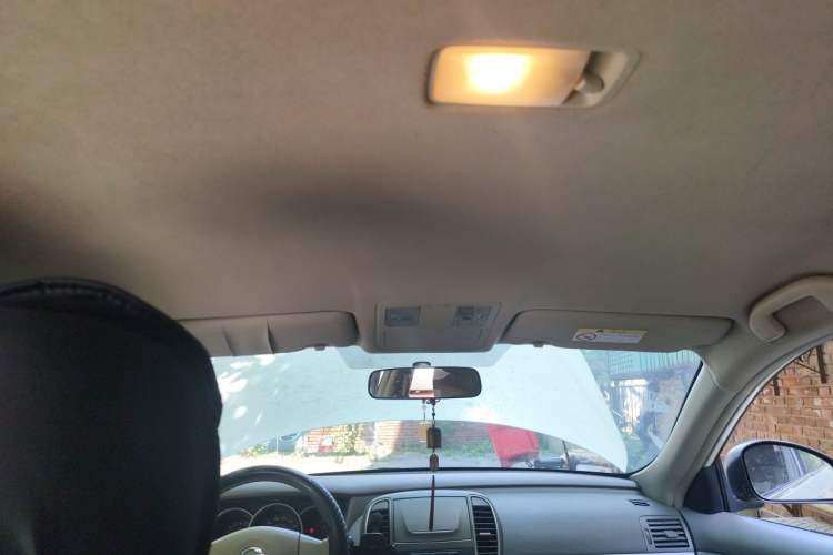 Used Nissan Sylphy 2012 Classic 1.6XE Automatic Comfort Edition Headliner