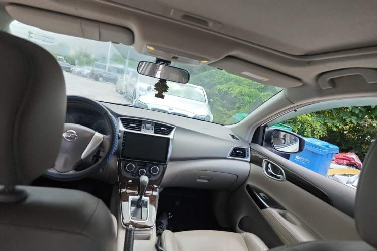 Used Nissan Sylphy 2012 1.6 XL CVT Luxury Edition Headliner