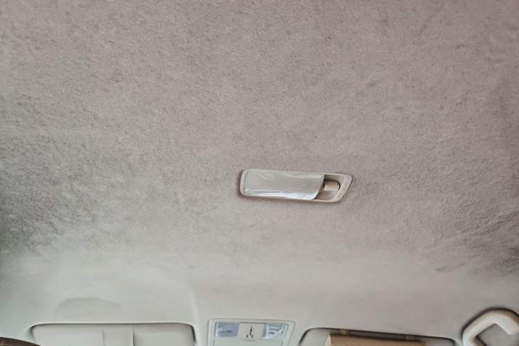 Used Nissan Sylphy 2012 Classic 1.6XE Automatic Comfort Edition Headliner