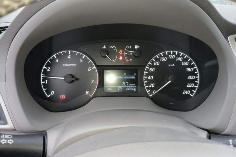 Used Nissan Sylphy 2012 1.6 XL CVT Luxury Edition Instrument Cluster