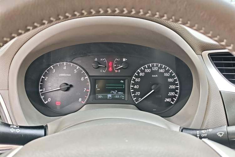 Used Nissan Sylphy 2012 1.6 XL CVT Luxury Edition Instrument Cluster