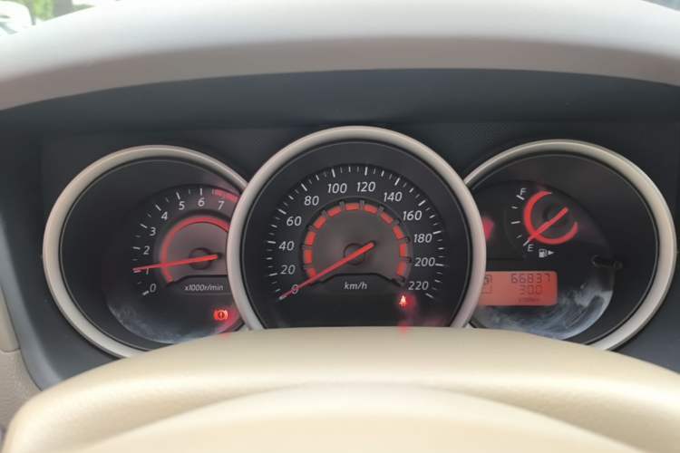 Used Nissan Sylphy 2012 Classic 1.6XE Automatic Comfort Edition Instrument Cluster