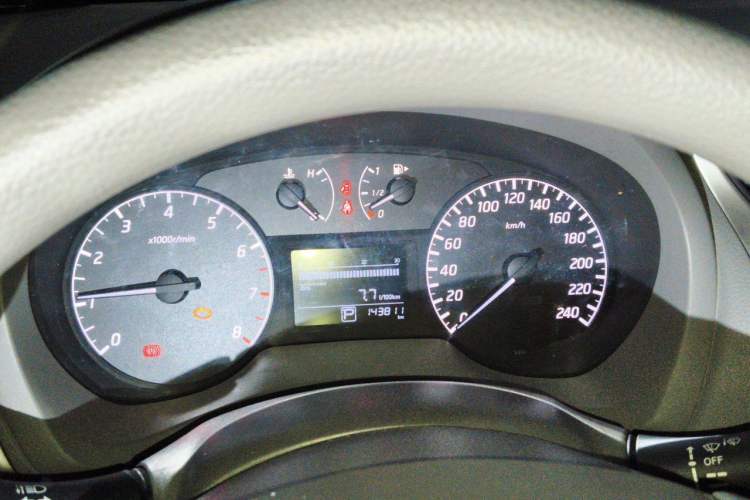 Used Nissan Sylphy 2012 1.6XE CVT Comfort Edition Instrument Cluster
