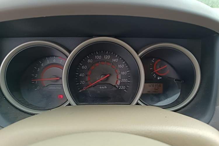 Used Nissan Sylphy 2012 Classic 1.6XE Manual Comfort Edition Instrument Cluster