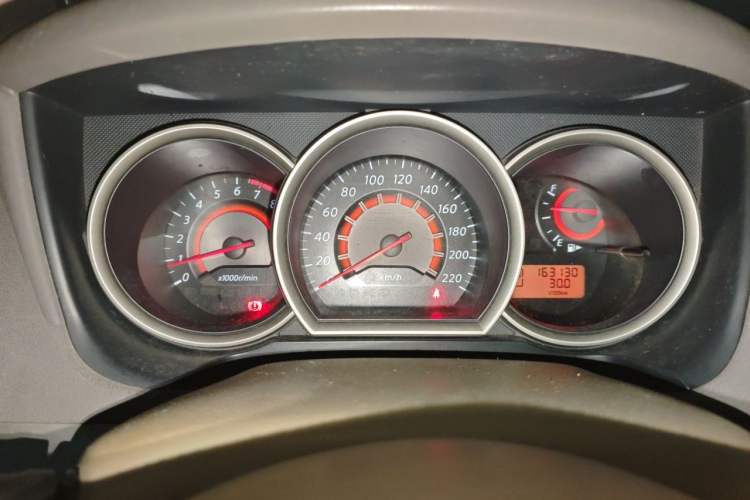 Used Nissan Sylphy 2012 Classic 1.6XE Automatic Comfort Edition Instrument Cluster