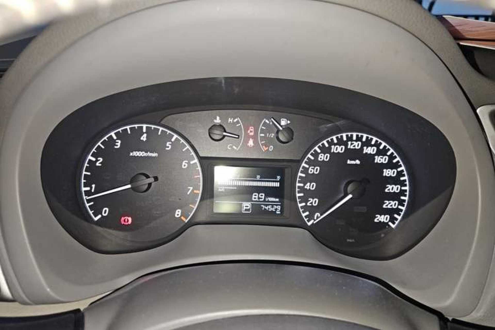 Used Nissan Sylphy 2012 1.6 XL CVT Luxury Edition Instrument Cluster