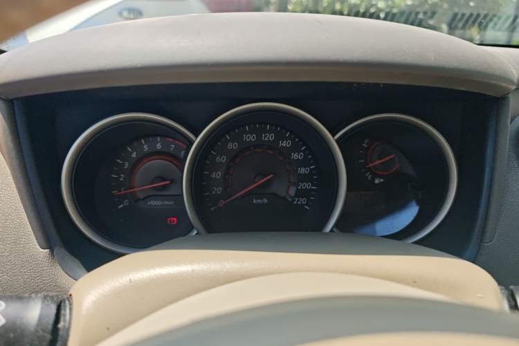 Used Nissan Sylphy 2012 Classic 1.6XE Automatic Comfort Edition Instrument Cluster