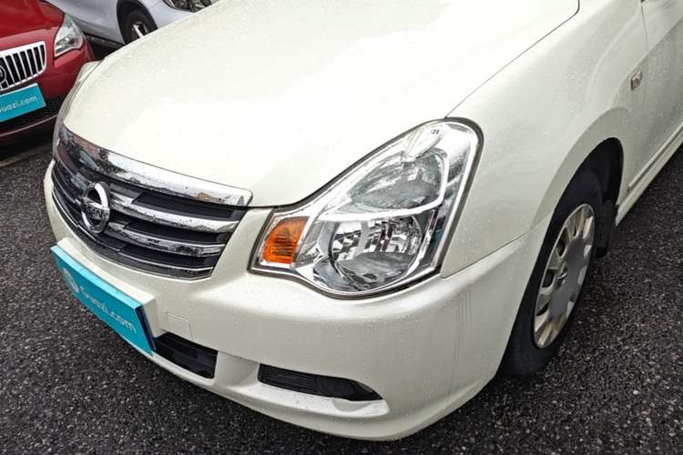 Used Nissan Sylphy 2012 Classic 1.6XE Automatic Comfort Edition Left Front Headlight