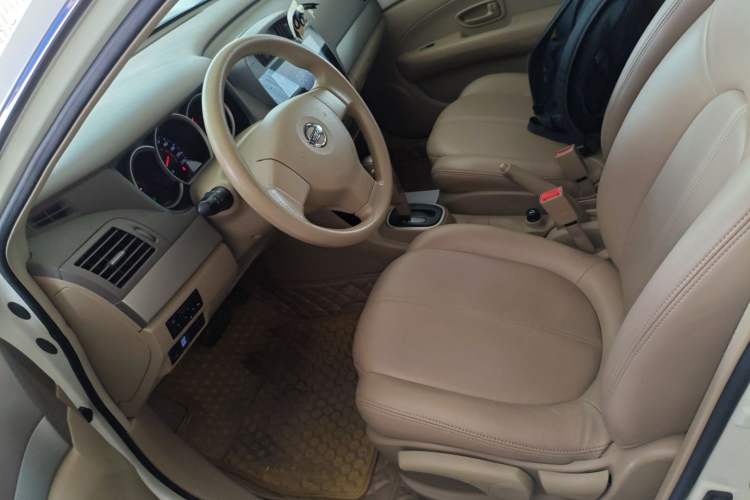 Used Nissan Sylphy 2012 Classic 1.6XE Automatic Comfort Edition Left Front Seat