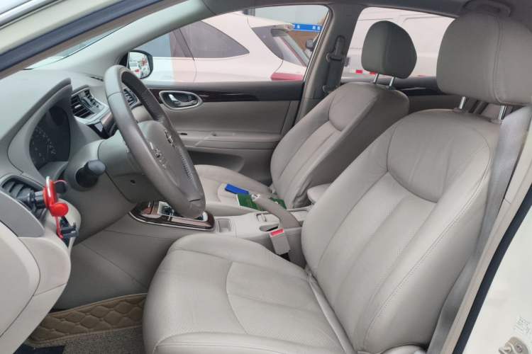 Used Nissan Sylphy 2012 1.6 XL CVT Luxury Edition Left Front Seat