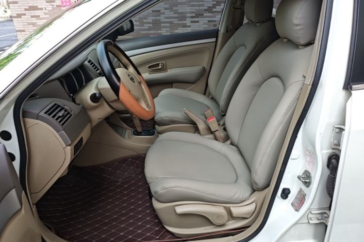 Used Nissan Sylphy 2012 Classic 1.6XE Automatic Comfort Edition Left Front Seat