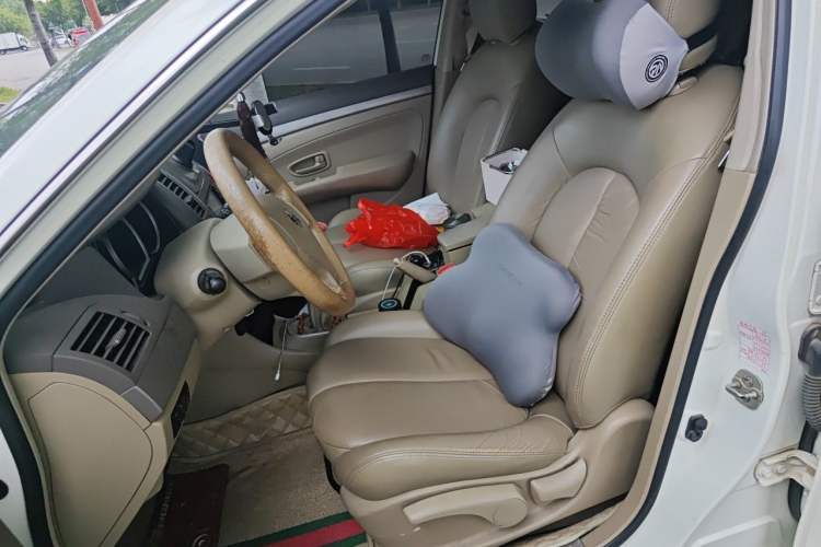 Used Nissan Sylphy 2012 Classic 1.6XL Manual Luxury Edition Left Front Seat