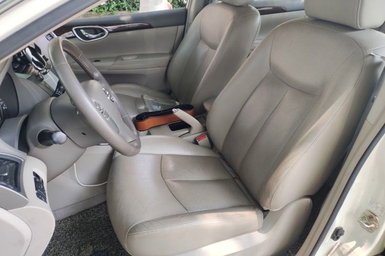 Used Nissan Sylphy 2012 1.6 XL CVT Luxury Edition Left Front Seat
