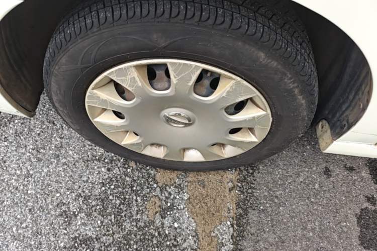 Used Nissan Sylphy 2012 Classic 1.6XE Automatic Comfort Edition Left Front Wheel Hub