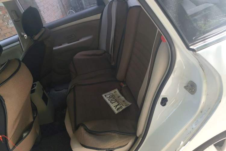 Used Nissan Sylphy 2012 Classic 1.6XE Automatic Comfort Edition Left Rear Seat