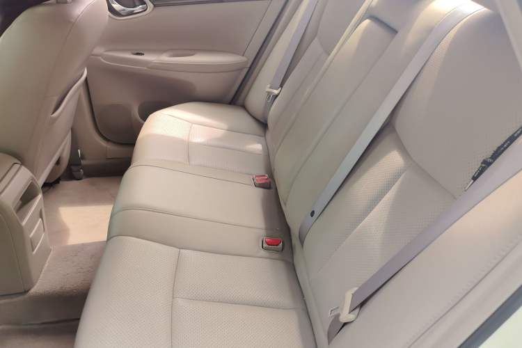 Used Nissan Sylphy 2012 1.6 XL CVT Luxury Edition Left Rear Seat