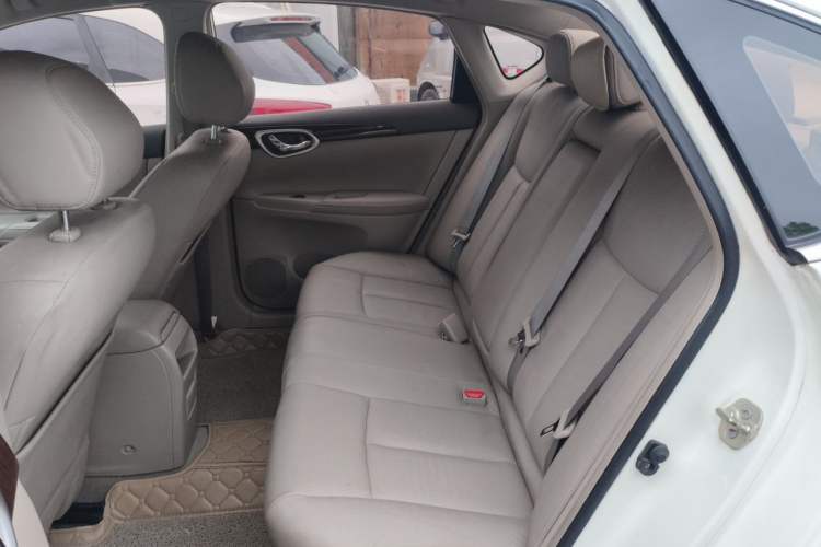Used Nissan Sylphy 2012 1.6 XL CVT Luxury Edition Left Rear Seat