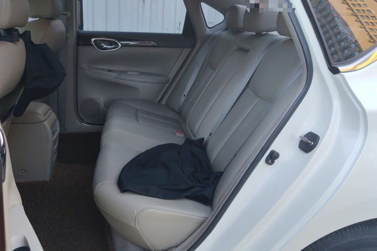 Used Nissan Sylphy 2012 1.6 XL Manual Luxury Edition Left Rear Seat