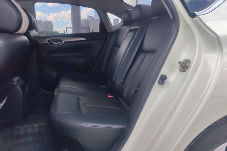 Used Nissan Sylphy 2012 1.6 XL CVT Luxury Edition Left Rear Seat