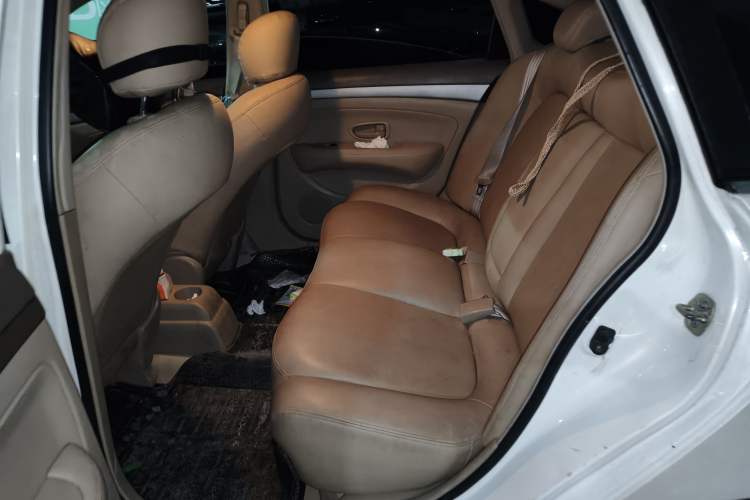 Used Nissan Sylphy 2012 Classic 1.6XE Manual Comfort Edition Left Rear Seat