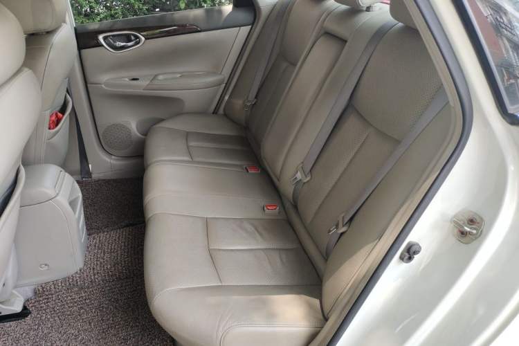 Used Nissan Sylphy 2012 1.6 XL CVT Luxury Edition Left Rear Seat