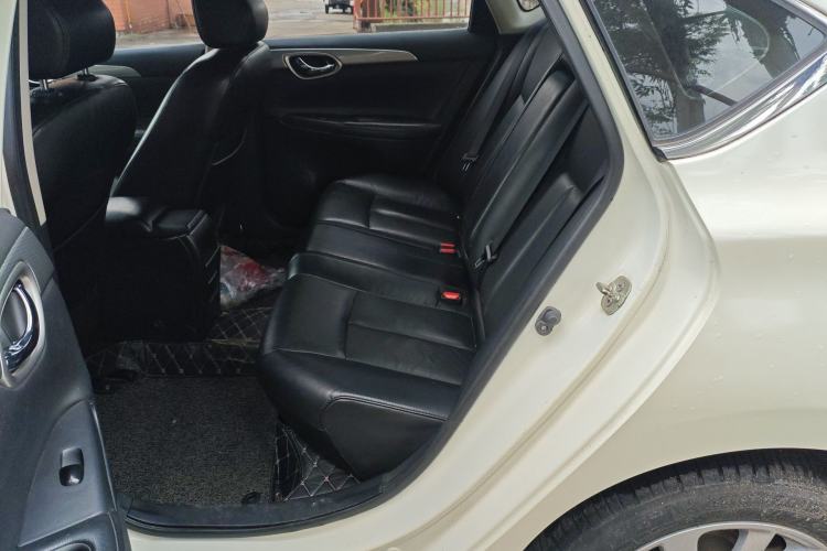 Used Nissan Sylphy 2012 1.6 XL Manual Luxury Edition Left Rear Seat