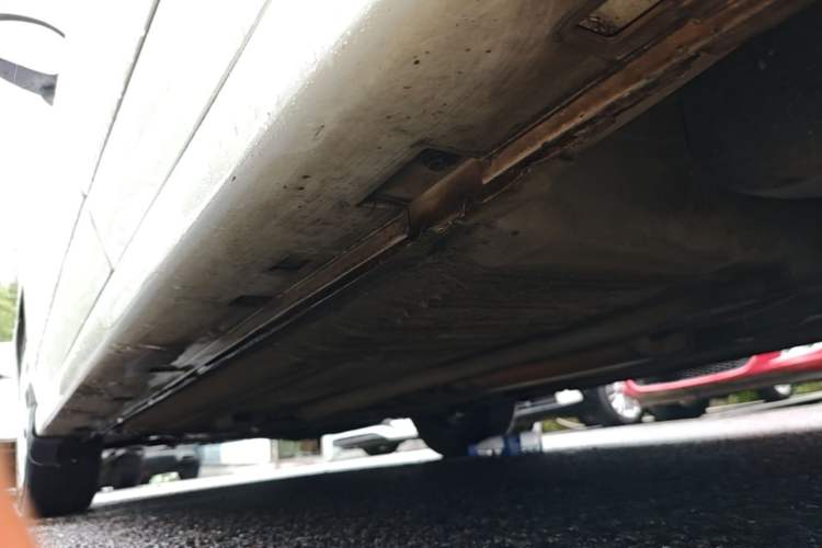 Used Nissan Sylphy 2012 Classic 1.6XE Automatic Comfort Edition Left Side Sill