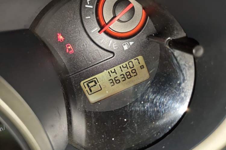 Used Nissan Sylphy 2012 Classic 1.6 XL Automatic Luxury Edition Odometer Close Up