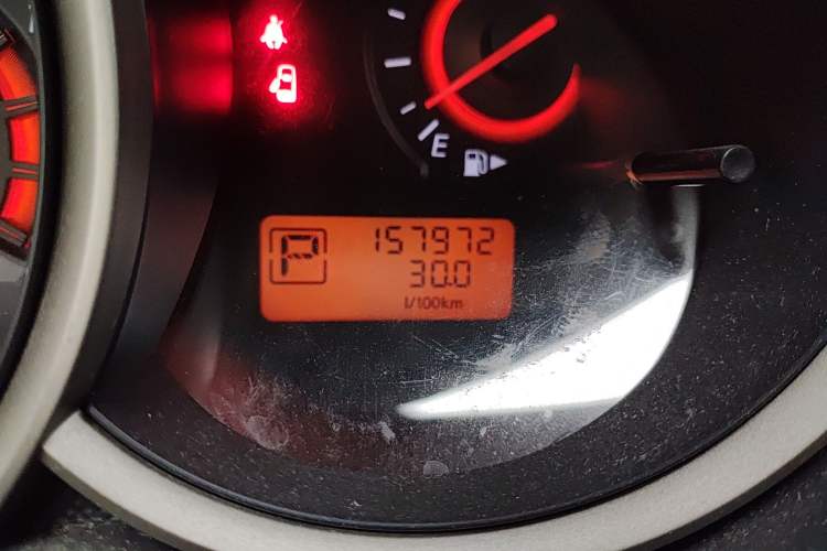 Used Nissan Sylphy 2012 Classic 1.6XE Automatic Comfort Edition Odometer Close Up