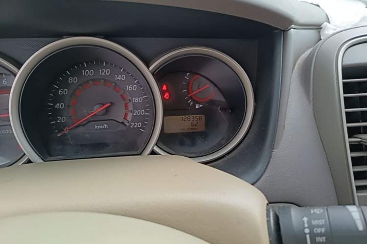 Used Nissan Sylphy 2012 Classic 1.6XE Manual Comfort Edition Odometer Close Up