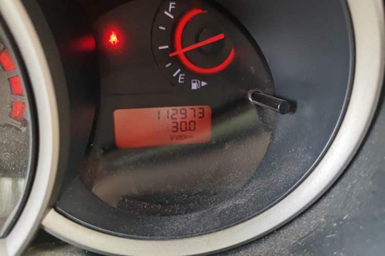 Used Nissan Sylphy 2012 Classic 1.6XL Manual Luxury Edition Odometer Close Up
