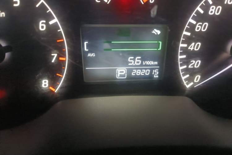 Used Nissan Sylphy 2012 1.6 XL CVT Luxury Edition Odometer Close Up