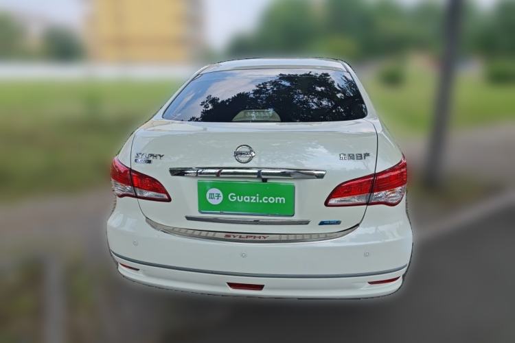 Used Nissan Sylphy 2012 Classic 1.6XL Manual Luxury Edition Rear