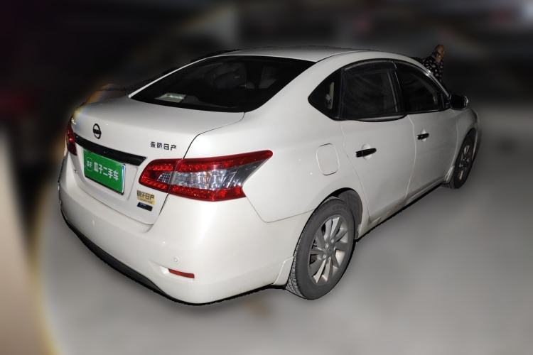 Used Nissan Sylphy 2012 1.8XL CVT Luxury Edition Rear Right 45 Deg