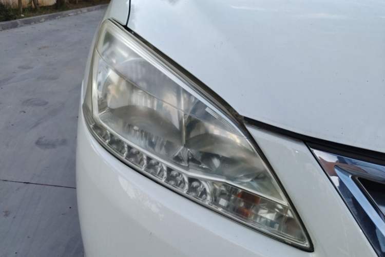 Used Nissan Sylphy 2012 1.6 XL CVT Luxury Edition Right Front Headlight